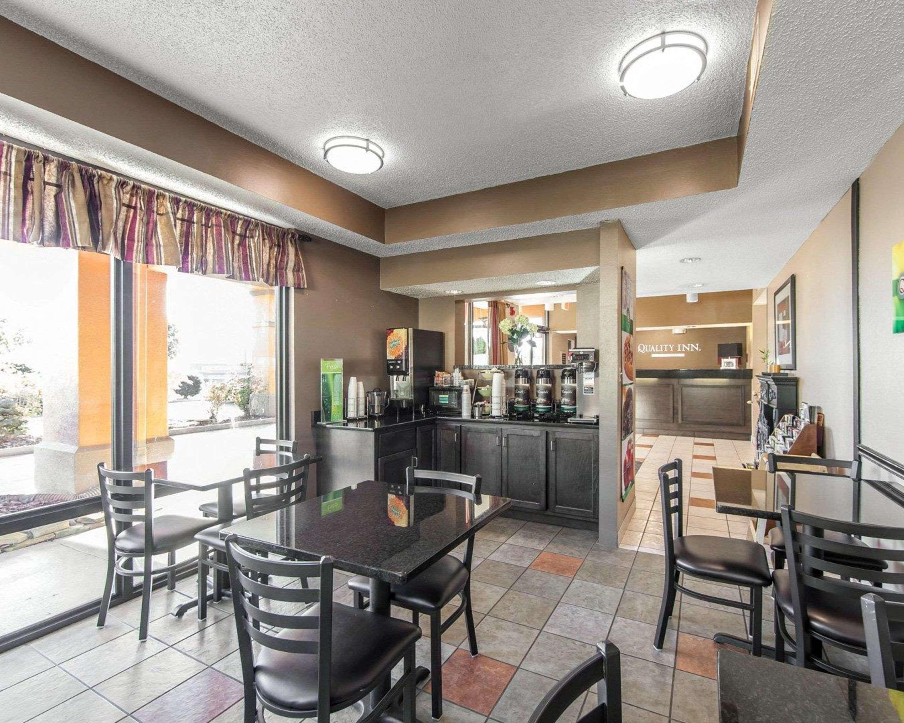 Quality Inn Downtown Johnson City Bagian luar foto