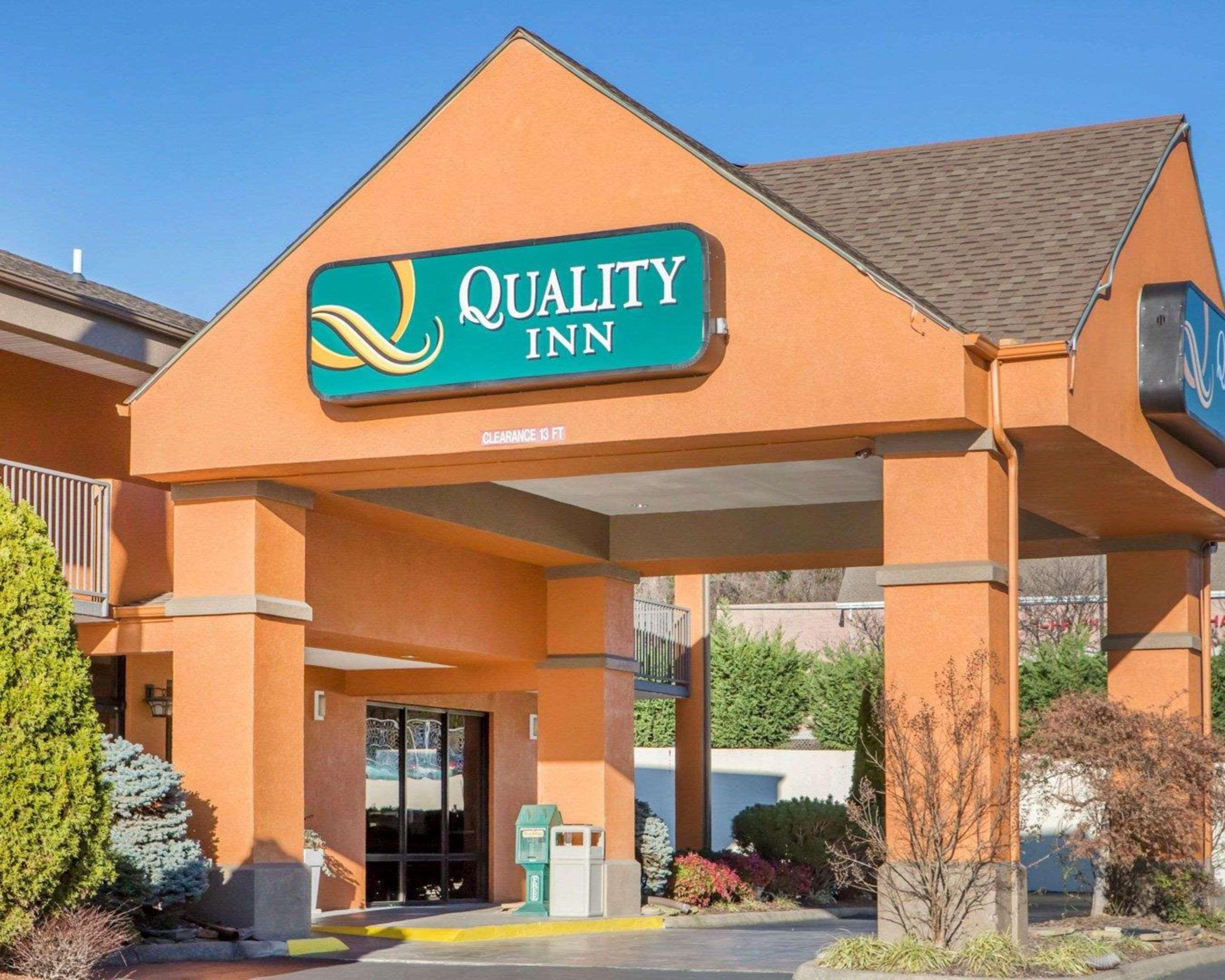 Quality Inn Downtown Johnson City Bagian luar foto