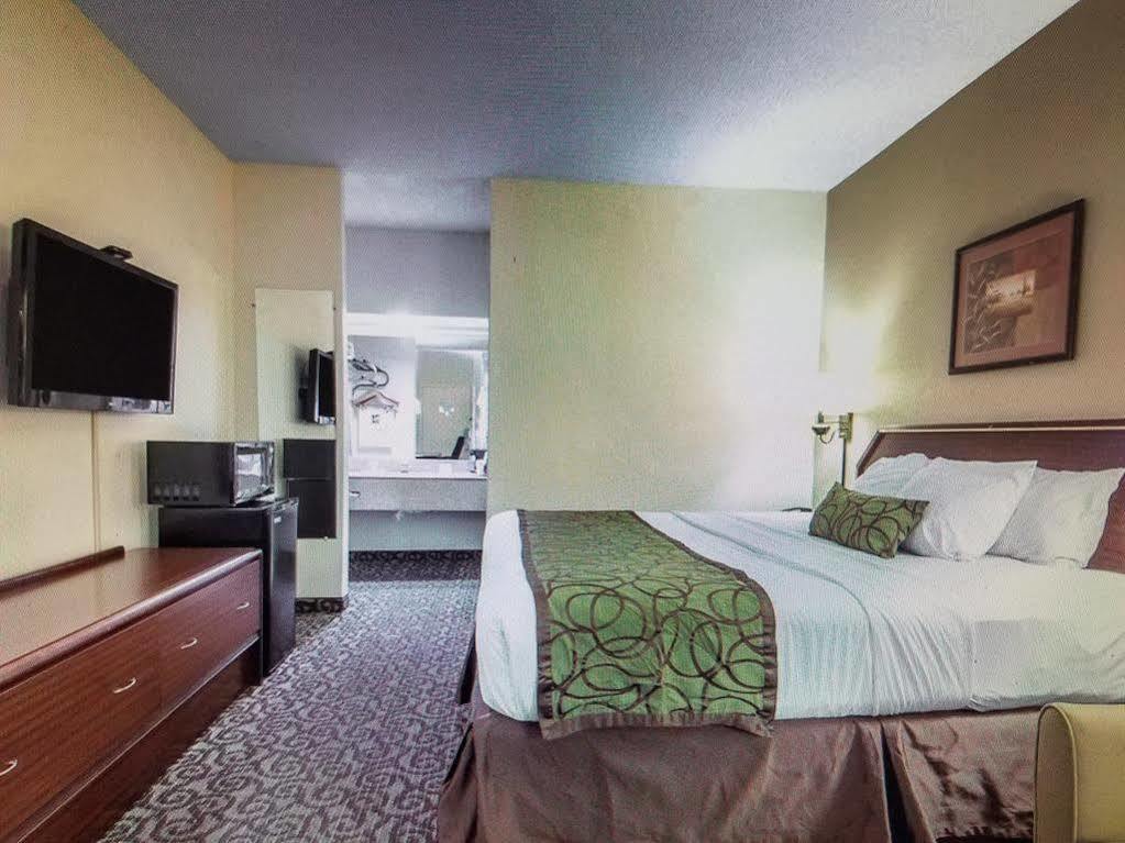 Quality Inn Downtown Johnson City Bagian luar foto